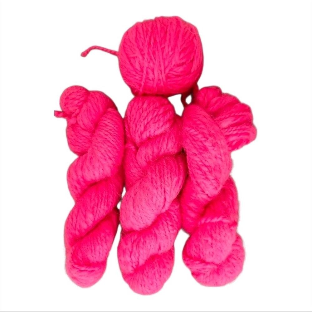 Unbranded Artisan Style Pink Yarn Lot 5 Skeins/Ball Soft Rustic Bulky Knit - Picture 2 of 4